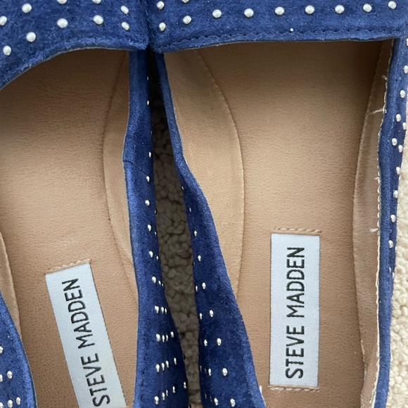 Steve Madden blue studded pointed toe flats - Picture 4 of 5